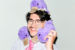 Утконос вышел в офлайн: Точка Банк превратил маскота в функциональную игрушку