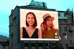 Клиенты "585 Золотой" стали героями новой рекламной кампании бренда